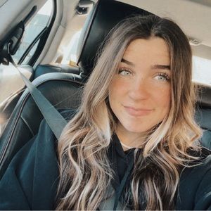 Meet your Posher, Alli